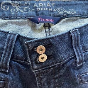 Ariat Flare Trouser.NWOT, Perfect condition!